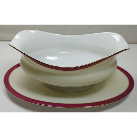 Vintage Victoria Ivory Gold Rim China Czechoslovakia Gravy Boat With Plate - Picture 2 of 9